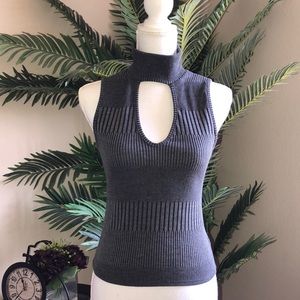 Acami small size knit top